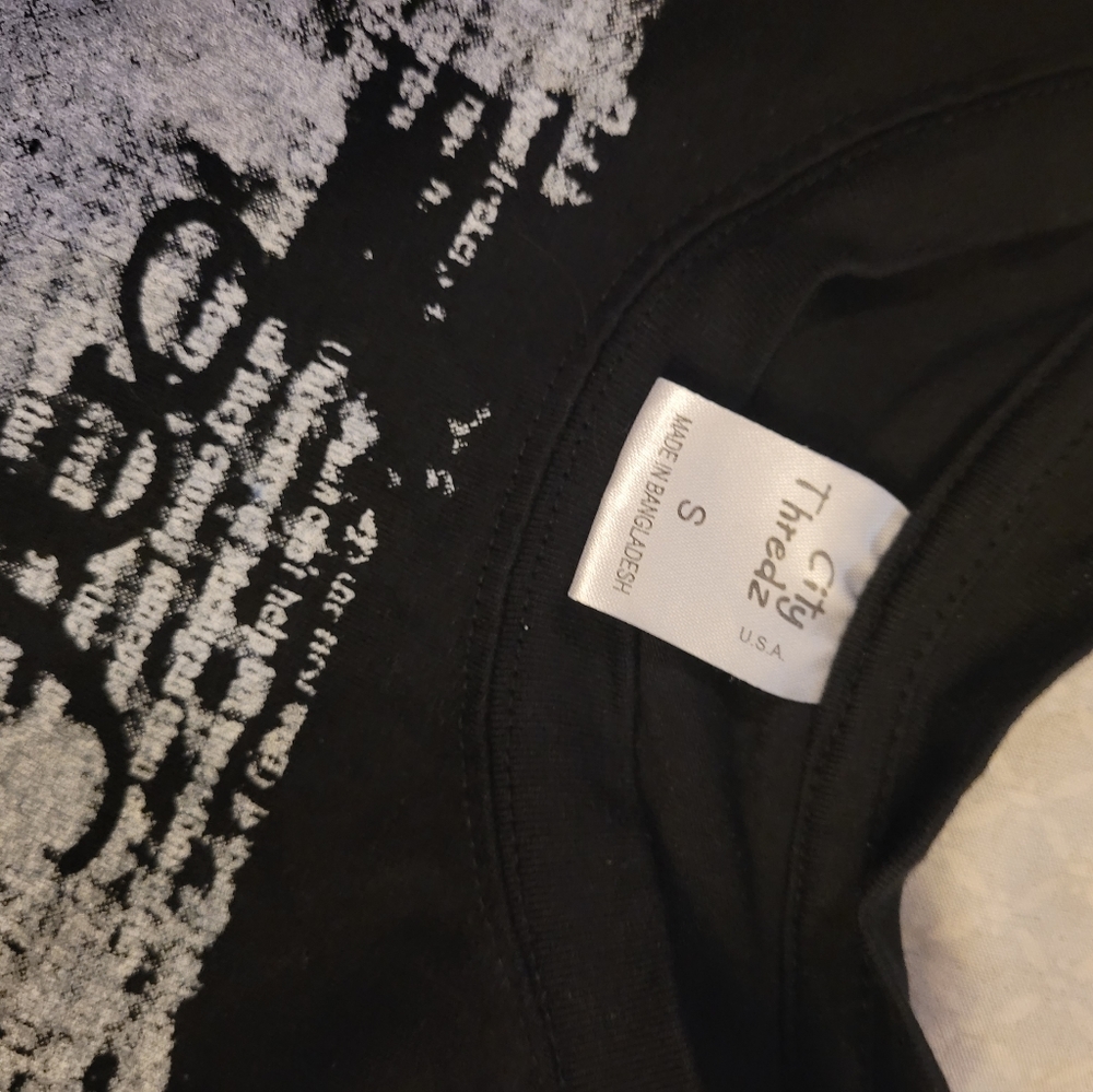 Small black new York girl t-shirt - Picture 2 of 2